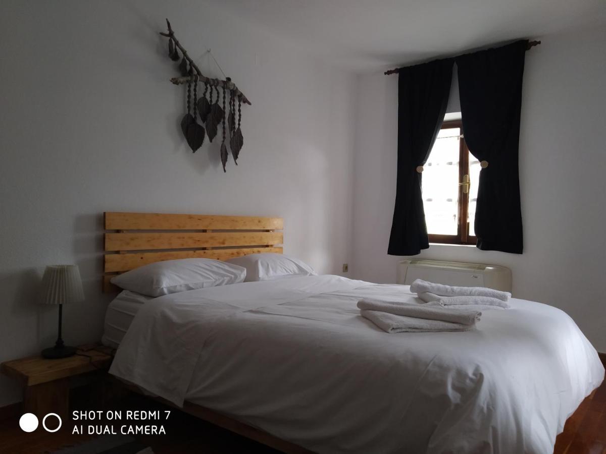 Xenonas Souliou Hotell Samonída Exteriör bild