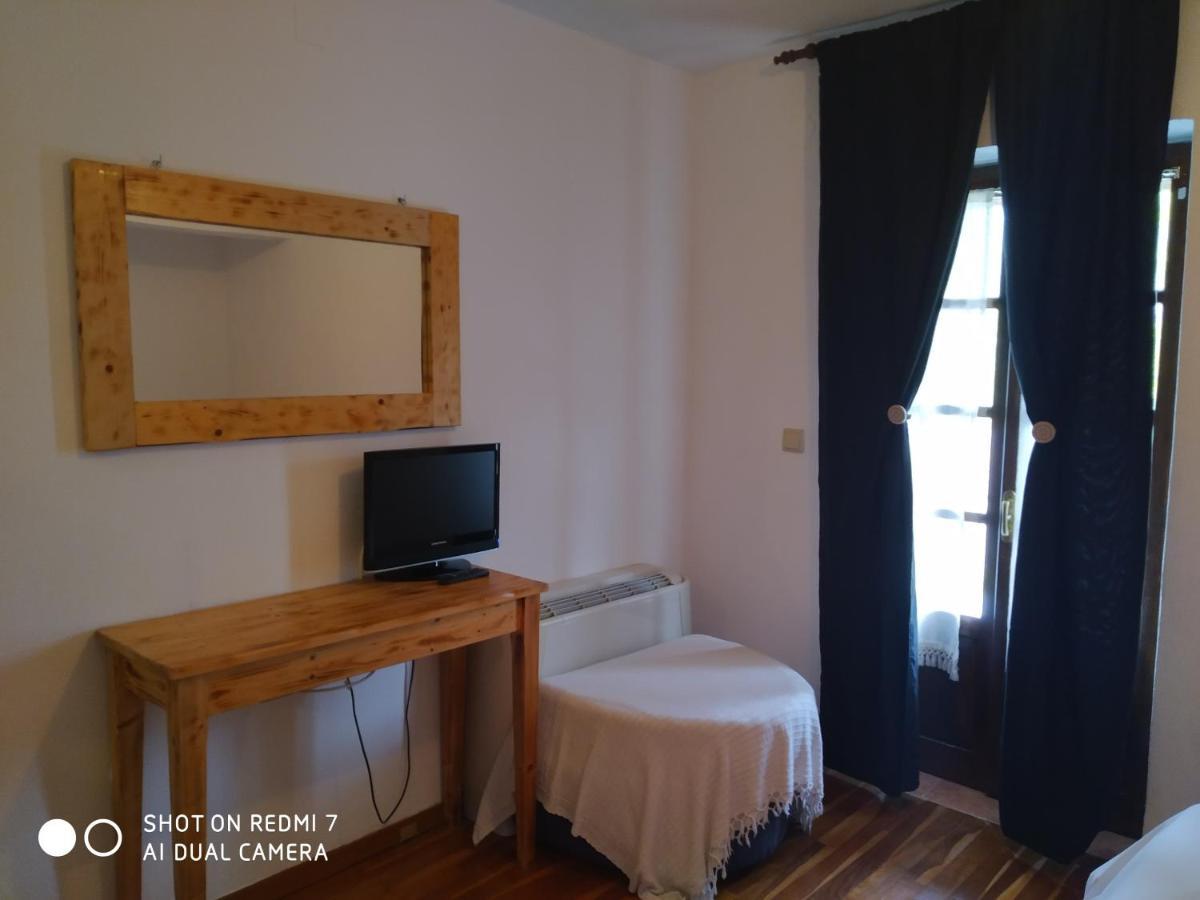 Xenonas Souliou Hotell Samonída Exteriör bild