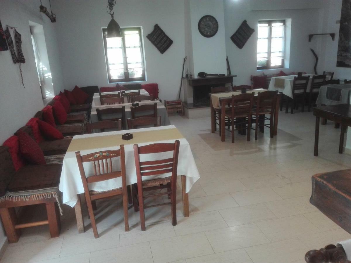 Xenonas Souliou Hotell Samonída Exteriör bild